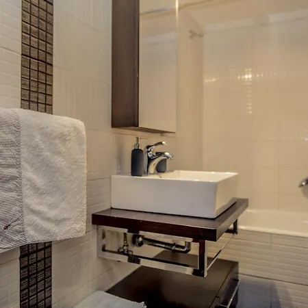 Elegant Supercentral *